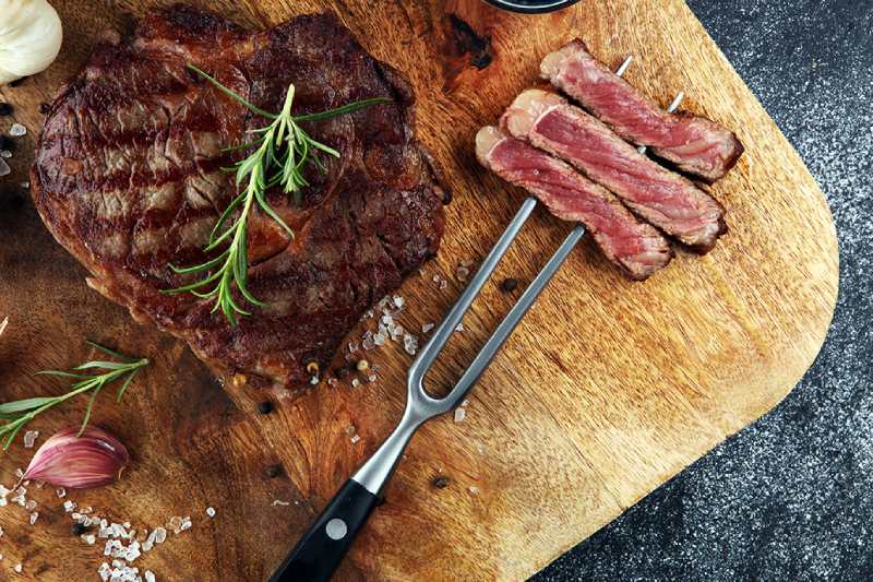 rib-eye-steak-cooked
